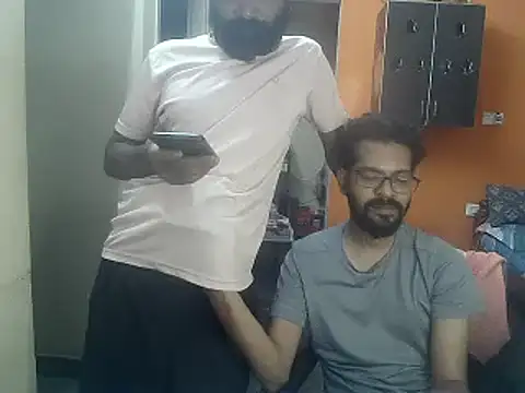 Snapshot of Indiaguy4u chatting on 02/01/25, 05:47 Indiaguy4u online show from 02/01/25, 05:47