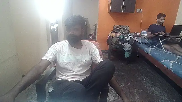 Snapshot of Indiaguy4u chatting on 02/21/25, 06:51 Indiaguy4u online show from 02/21/25, 06:51