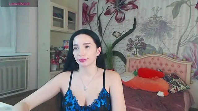 Snapshot of AliciaBow chatting on 12/23/24, 05:11 AliciaBow online show from 12/23/24, 05:11