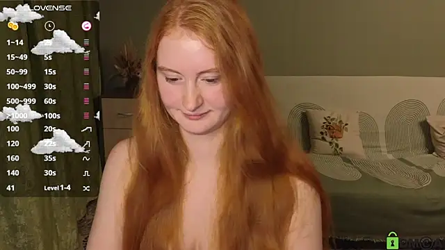 astoria ross  online show from 10/23/25, 03:11