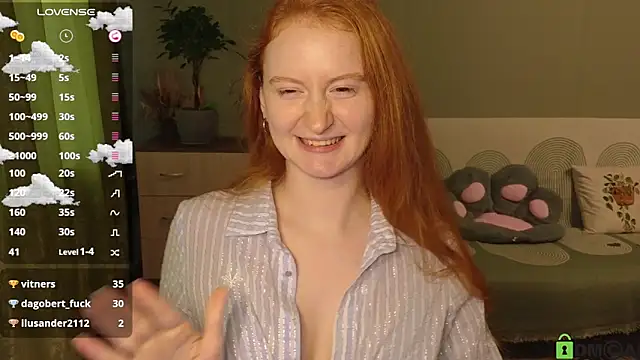 Snapshot of astoria_ross_ chatting on 07/08/26, 03:16 astoria ross online show from 07/08/26, 03:16
