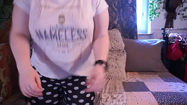 TessaWinter online show from 01/28/25, 09:19