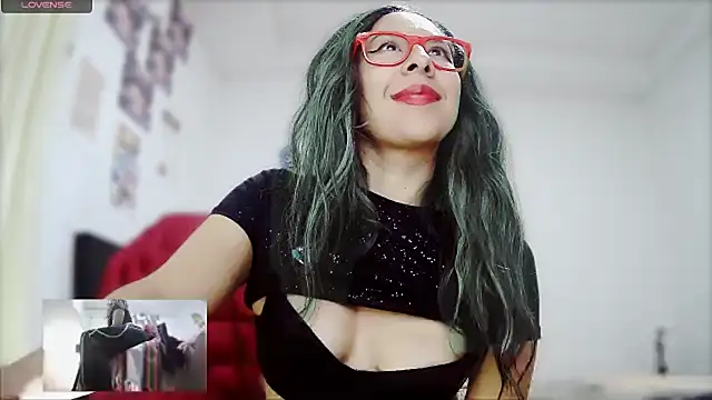 malishka18 online show from 02/26/25, 01:43