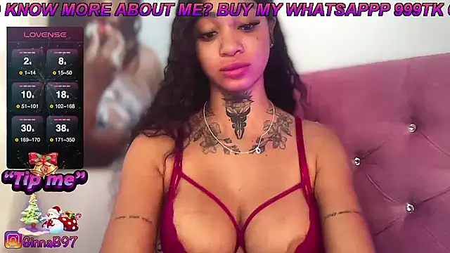 Snapshot of GinnaBolton chatting on 12/30/24, 01:47 GinnaBolton online show from 12/30/24, 01:47