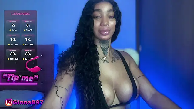 Snapshot of GinnaBolton chatting on 09/28/25, 07:03 GinnaBolton online show from 09/28/25, 07:03