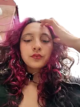  Laary online show from 09/26/25, 08:35