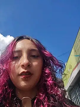  Laary online show from 11/23/25, 07:35