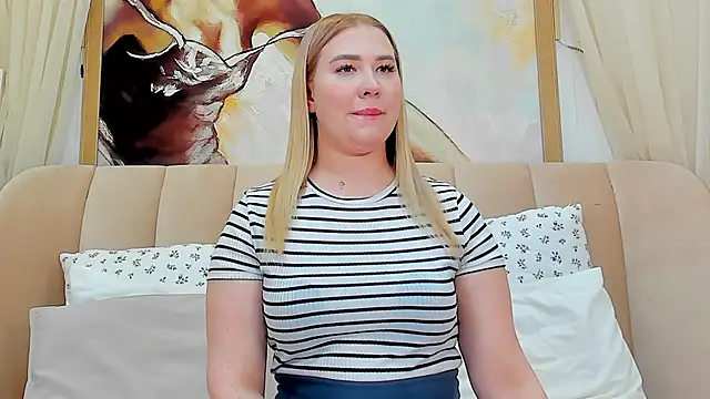 LunaHouston online show from 01/26/25, 07:09