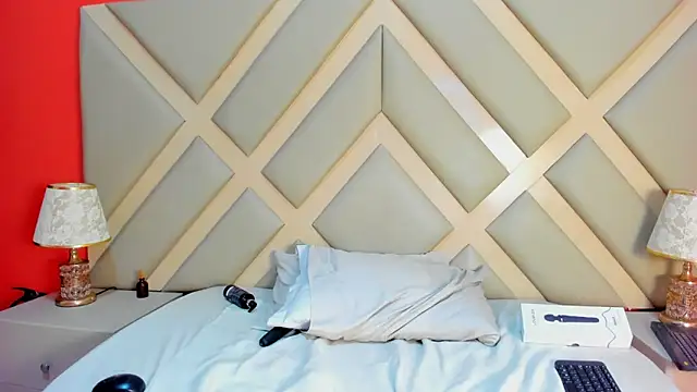 Snapshot of SSCARLETH_ chatting on 12/16/24, 02:27 SSCARLETH  online show from 12/16/24, 02:27