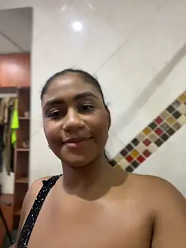 Snapshot of SSCARLETH_ chatting on 03/06/25, 07:21 SSCARLETH  online show from 03/06/25, 07:21