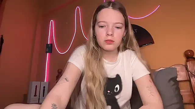 -veranito- online show from 12/14/25, 03:01