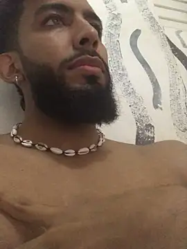 Alessandro  Rossi online show from 02/05/25, 02:05