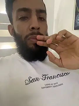 Alessandro  Rossi online show from 10/30/25, 03:46