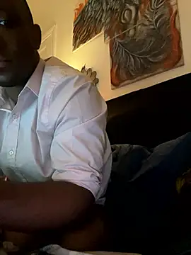 Snapshot of KingB8r chatting on 10/04/25, 11:58 KingB8r online show from 10/04/25, 11:58