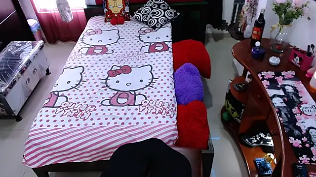 lufek23 online show from 01/14/25, 09:41