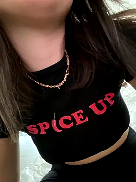 Snapshot of TheCinderella chatting on 10/30/25, 03:13 TheCinderella online show from 10/30/25, 03:13