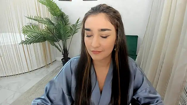 GoldenHeart 1 online show from 04/23/26, 11:42