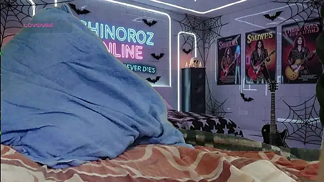 chino roz online show from 10/26/25, 07:42