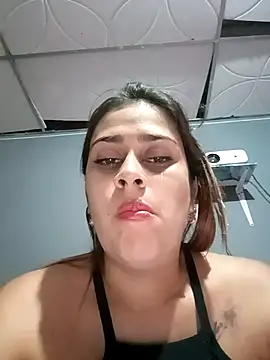 Latina sexy1 online show from 11/18/25, 01:44