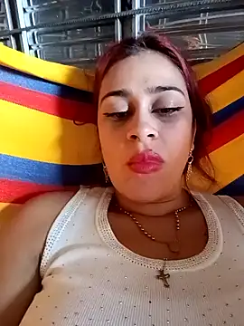 Snapshot of Latina_sexy1 chatting on 06/30/26, 01:34 Latina sexy1 online show from 06/30/26, 01:34