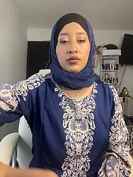 Snapshot of adila_anich chatting on 12/12/24, 11:03 adila anich online show from 12/12/24, 11:03