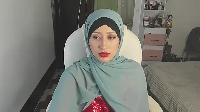 Snapshot of adila_anich chatting on 01/04/25, 12:37 adila anich online show from 01/04/25, 12:37