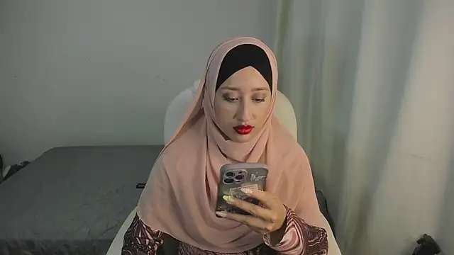 Snapshot of adila_anich chatting on 03/01/25, 12:07 adila anich online show from 03/01/25, 12:07