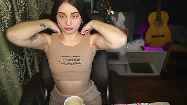 delicatedBailey online show from 12/10/24, 05:28