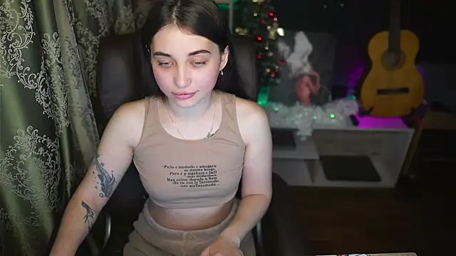 delicatedBailey online show from 12/11/24, 04:28