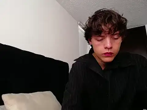 Santiago kiler online show from 12/30/24, 08:36