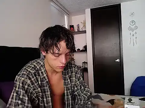 Santiago kiler online show from 01/16/25, 01:47