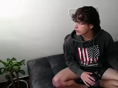 Santiago kiler online show from 01/27/25, 04:54