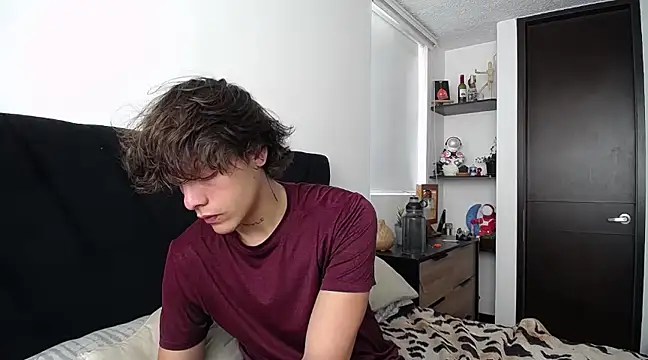 Santiago kiler online show from 03/03/25, 05:50