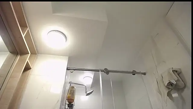 Santiago kiler online show from 10/18/25, 01:01