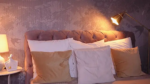 Snapshot of AngelaFay chatting on 03/10/25, 09:21 AngelaFay online show from 03/10/25, 09:21