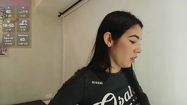 Sassy--Girl online show from 11/15/25, 06:15