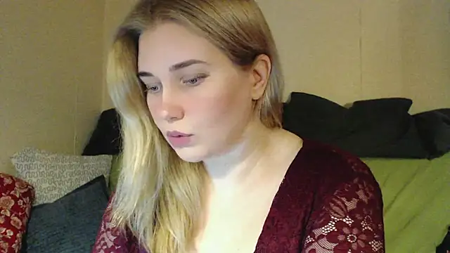 mmmPinUpGirl online show from 10/01/25, 05:41