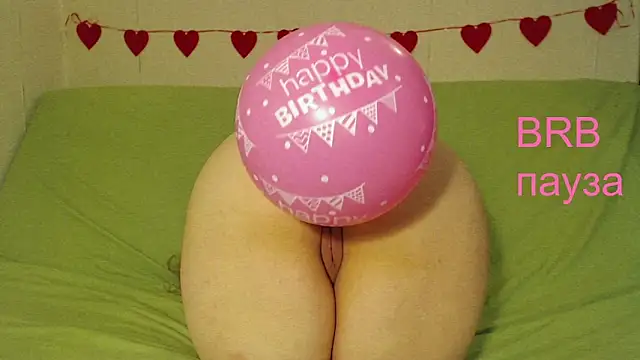 mmmPinUpGirl online show from 05/08/26, 11:26