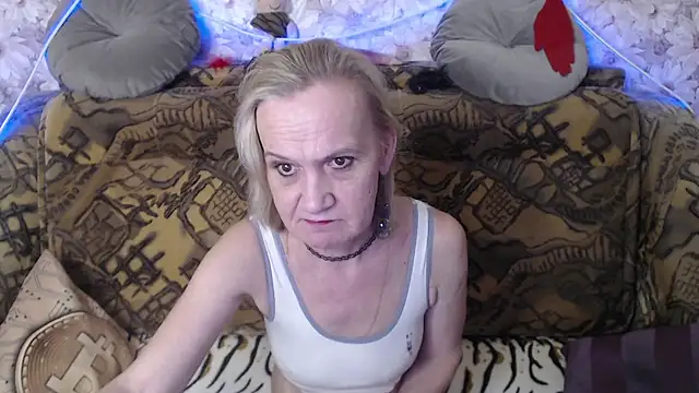 MissBekker online show from 01/19/25, 10:06