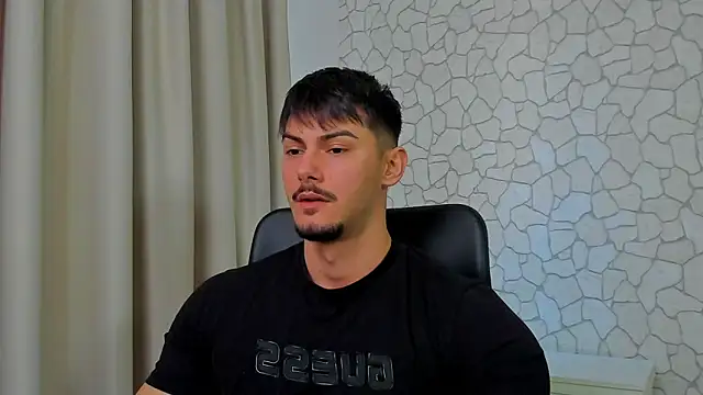 Snapshot of ClintMasters chatting on 02/11/25, 07:33 ClintMasters online show from 02/11/25, 07:33