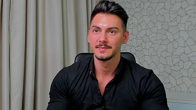 Snapshot of ClintMasters chatting on 03/06/25, 04:07 ClintMasters online show from 03/06/25, 04:07