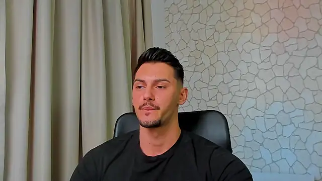 Snapshot of ClintMasters chatting on 03/20/25, 09:26 ClintMasters online show from 03/20/25, 09:26