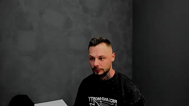 Snapshot of BrianHunts chatting on 01/24/25, 07:19 BrianHunts online show from 01/24/25, 07:19