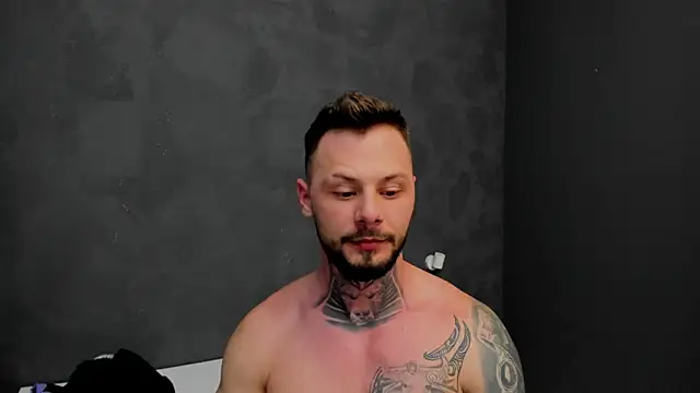 Snapshot of BrianHunts chatting on 01/29/25, 12:24 BrianHunts online show from 01/29/25, 12:24