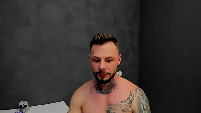 Snapshot of BrianHunts chatting on 01/31/25, 12:51 BrianHunts online show from 01/31/25, 12:51