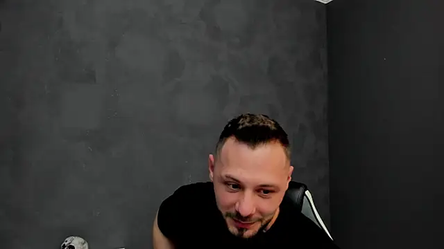 Snapshot of BrianHunts chatting on 02/06/25, 12:05 BrianHunts online show from 02/06/25, 12:05