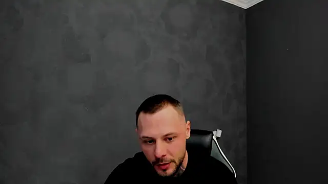 Snapshot of BrianHunts chatting on 02/27/25, 09:43 BrianHunts online show from 02/27/25, 09:43