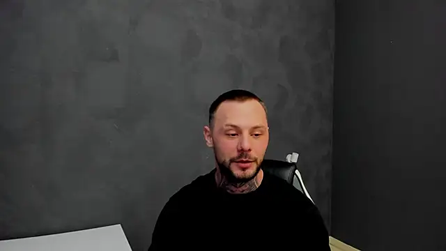 Snapshot of BrianHunts chatting on 03/03/25, 10:06 BrianHunts online show from 03/03/25, 10:06