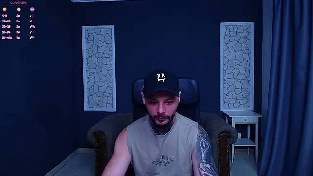 Snapshot of BrianHunts chatting on 09/11/25, 04:34 BrianHunts online show from 09/11/25, 04:34