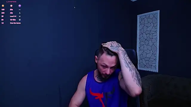 Snapshot of BrianHunts chatting on 10/05/25, 04:22 BrianHunts online show from 10/05/25, 04:22